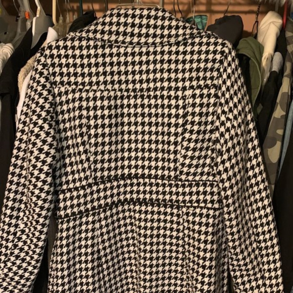 Trench coat - Picture 2 of 2
